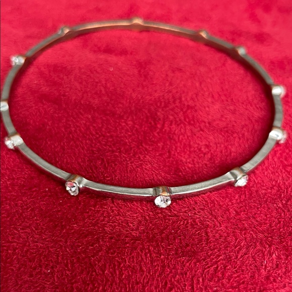 Fashion Jewelry Silver 3 Bracelet & Earrings - Picture 5 of 8